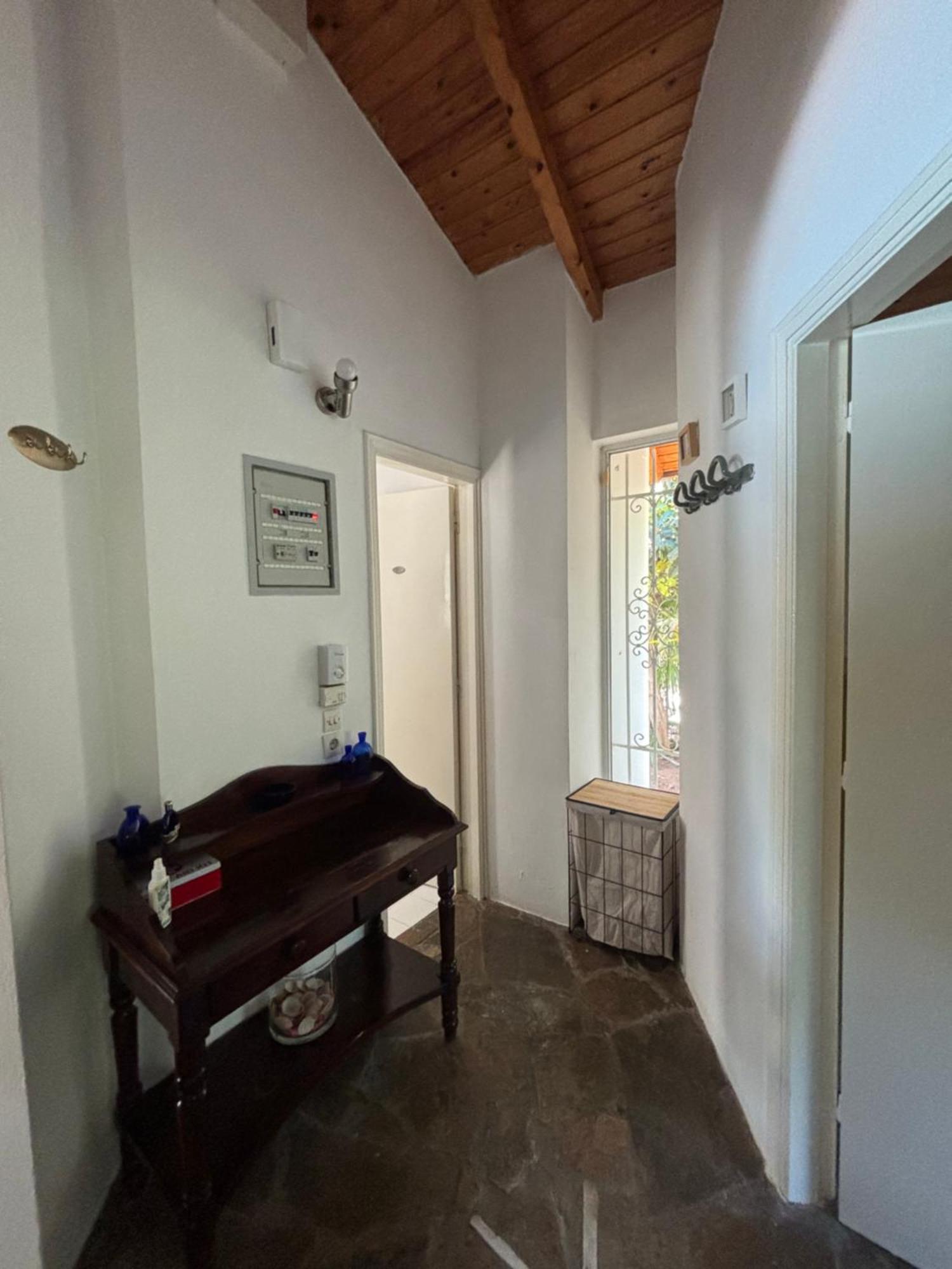 Country House With Pool And Big Garden Oropos Ngoại thất bức ảnh